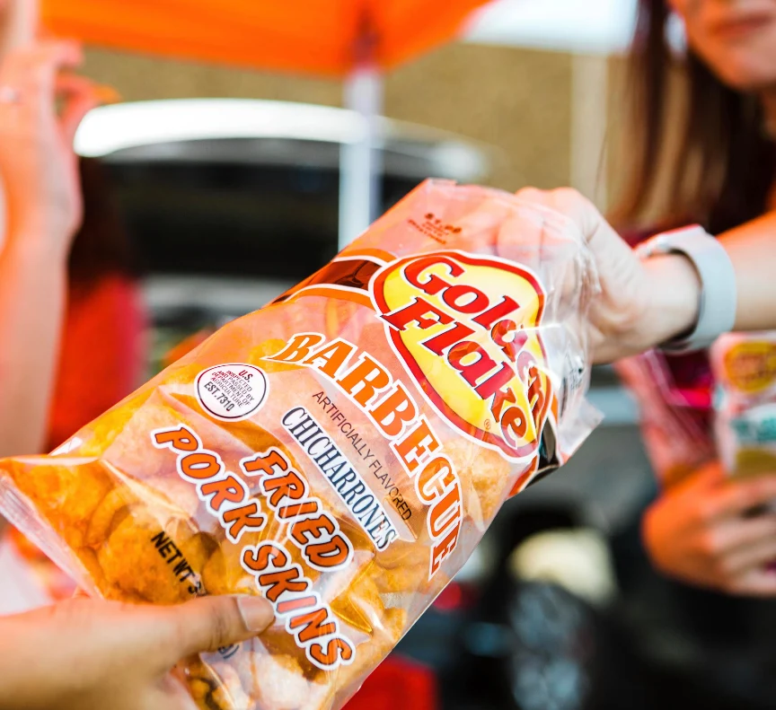 Golden Flake Potato Chips Dip Style Sweet & Smoky Mustard - Image 3