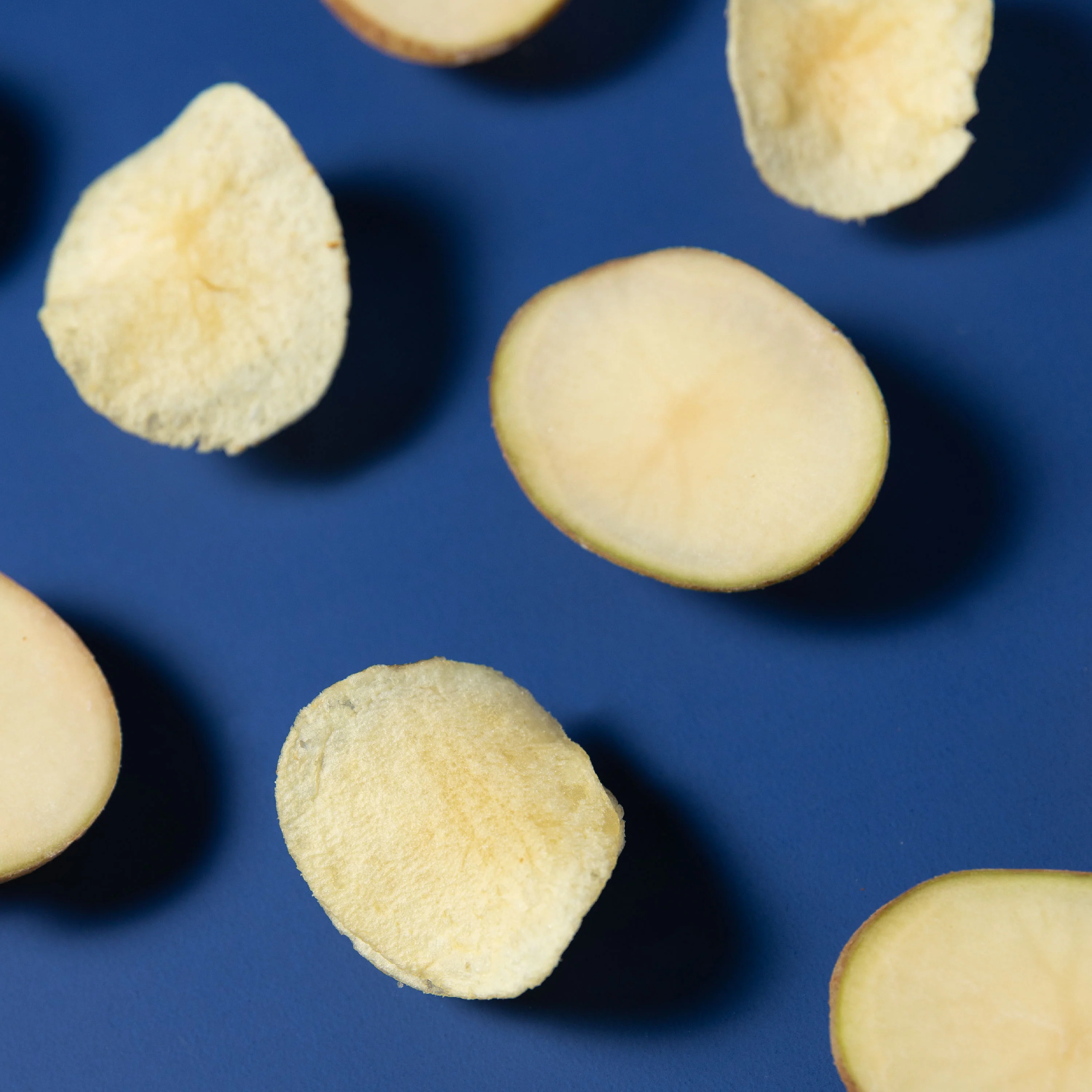 Utz Original No Salt Added Potato Chips - Image 3